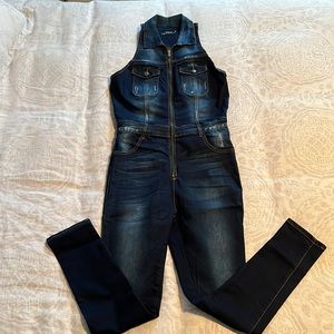 Denim sleeveless jumpsuit by Roma Premium